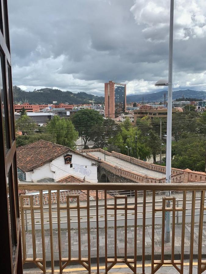 Hostel Santa Canela Cuenca Luaran gambar